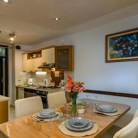 Apartment Many